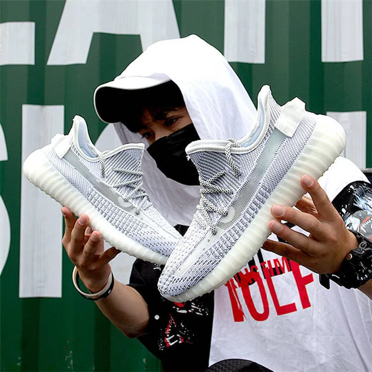 2021 New Reflective Color Yeezy 350 V2 Men Casual Shoes Knitting Sepatu Sneakers Running Shoes for Women
