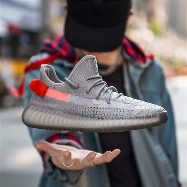 2021 New Reflective Color Yeezy 350 V2 Men Casual Shoes Knitting Sepatu Sneakers Running Shoes for Women