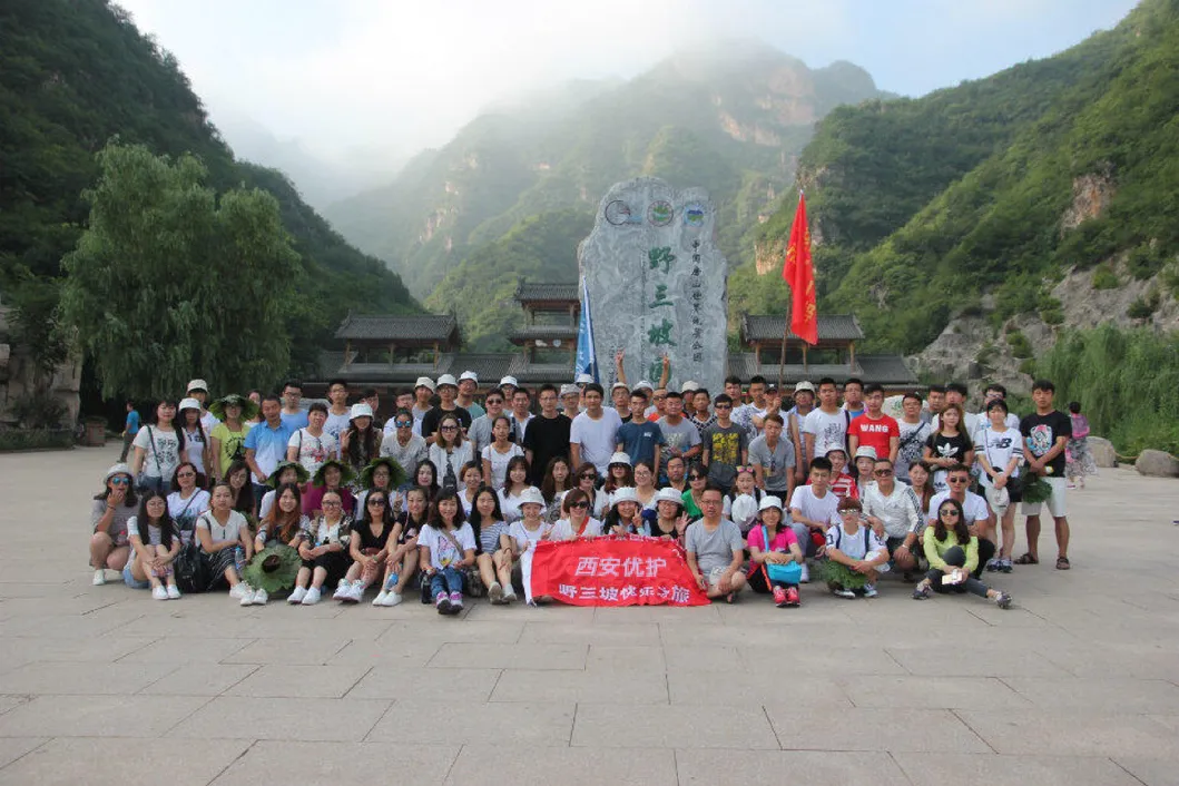 2021 Newstyle Puncture Prevention Steel Toe Men Word Labor Protection Shoes