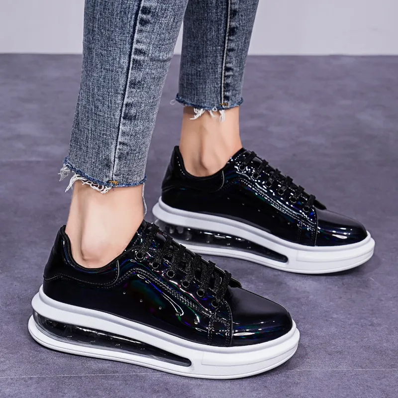 2021 Trending Women New Branded Shinny Sneakers Lady Fashion Footwear