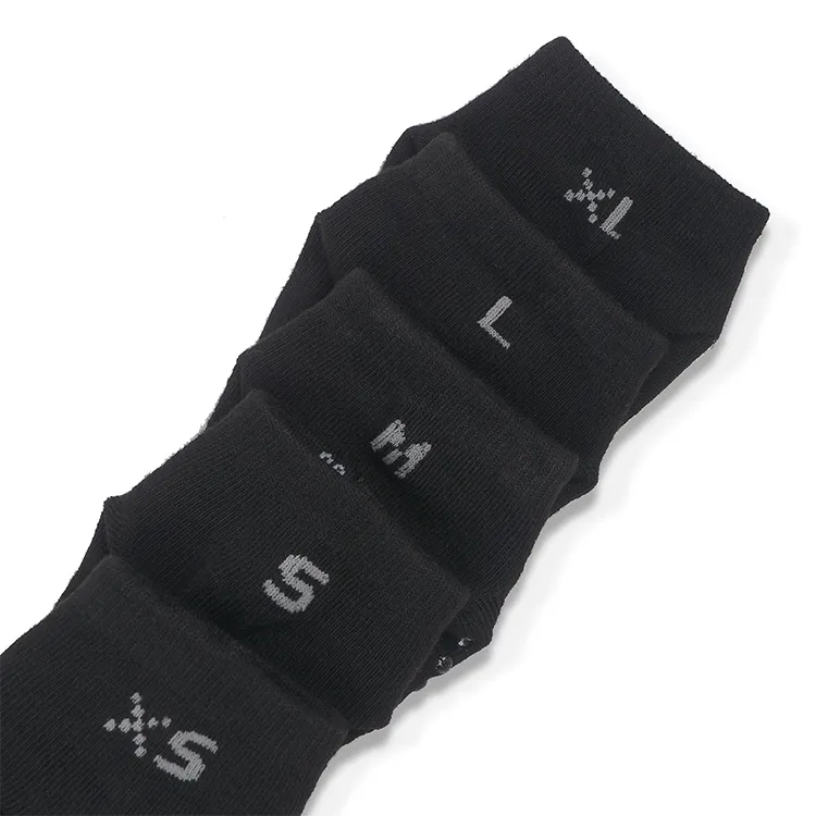 Custom Adults Trampoline Park Grip Socks Anti Slip Pilates Custom Grip Socks