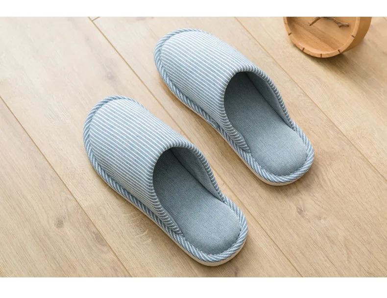 Hellosport Wholesale Couple Comfortable EVA Non-Slip Candy Color Slippers Men Drag Sandals Custom