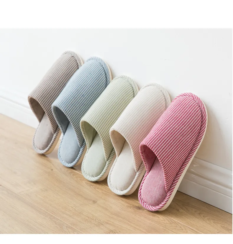 Hellosport Wholesale Couple Comfortable EVA Non-Slip Candy Color Slippers Men Drag Sandals Custom