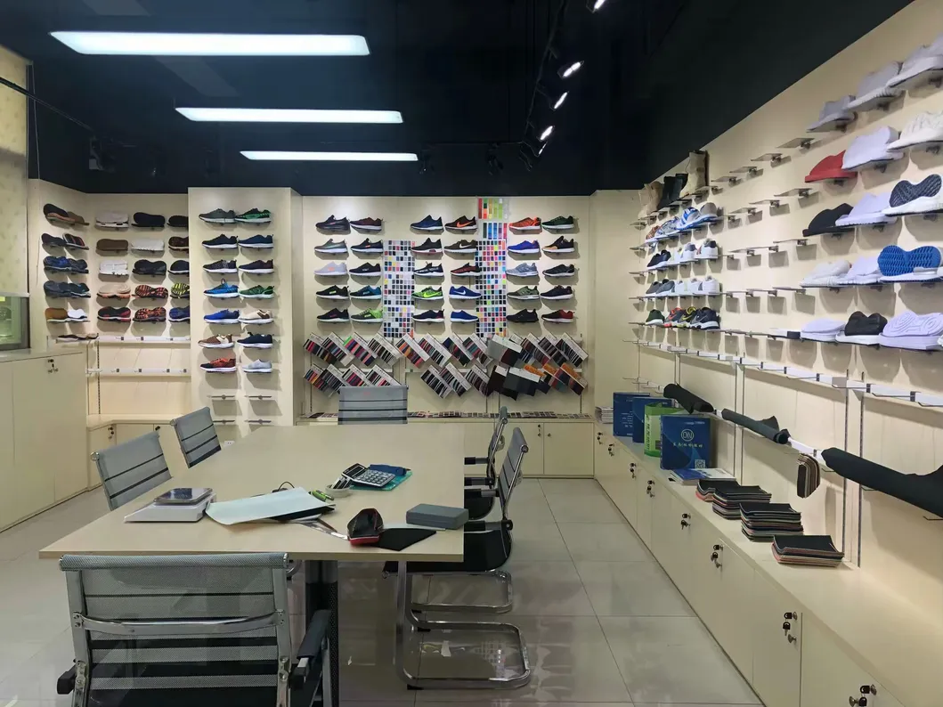 Low Help Combat Boots Waterproof Slip Tactical Boots Hiking Shoes