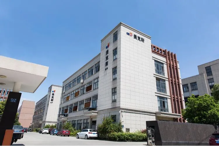 Manufacturer OEM Custom Nylon Footless Football Gaiters with Feet