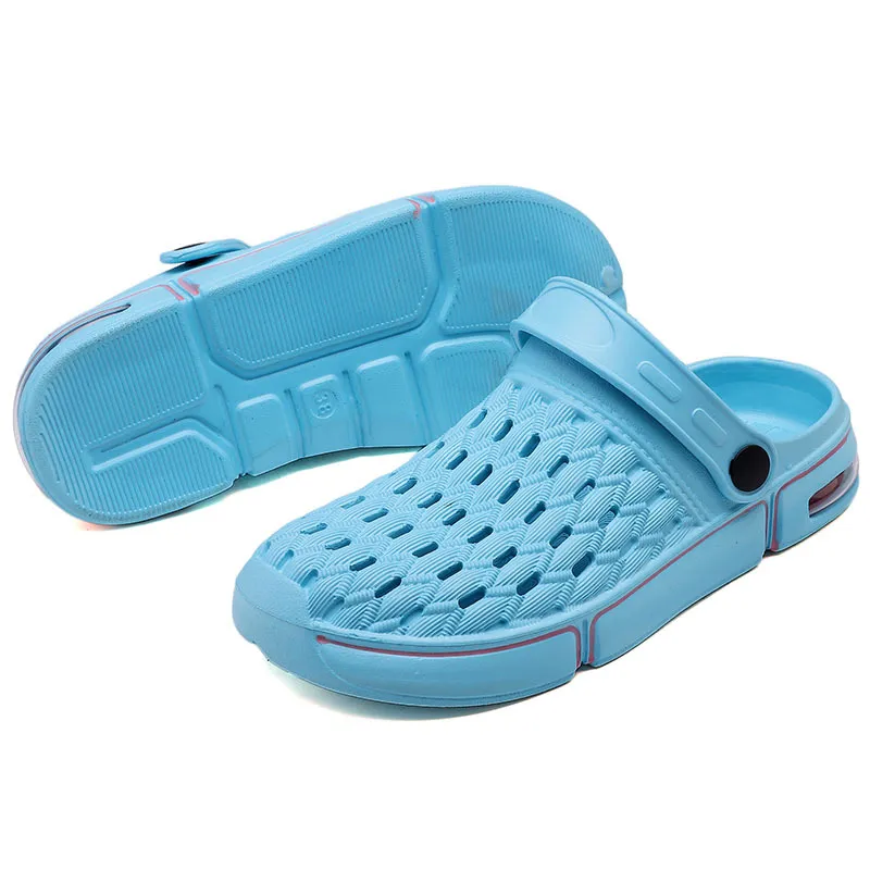 Summer Trendy Men′s Hole Clog Shoes Beach Black Non-Slip Soft Couple Close Toe Sandals and Slippers