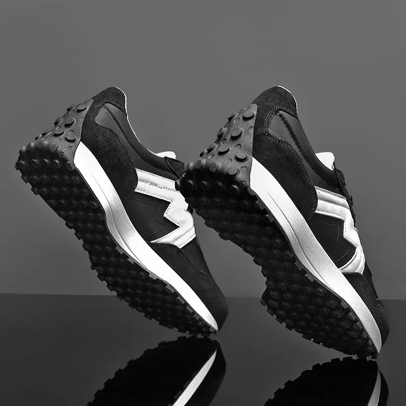 Wholesale High Quality Sports Leather Forrest Shoes Casual Running Shoes Men Sneakers